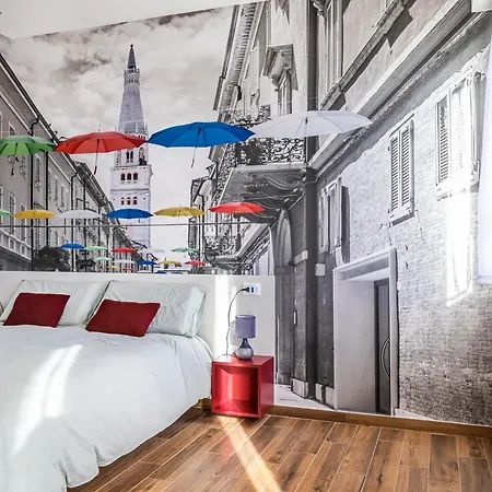 Room77 Apartment *
